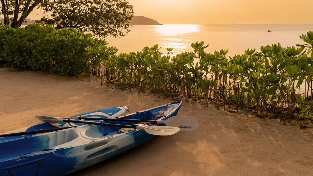Elite Havens - Siritarar - Koh Samui - Canoes for leisurely paddling